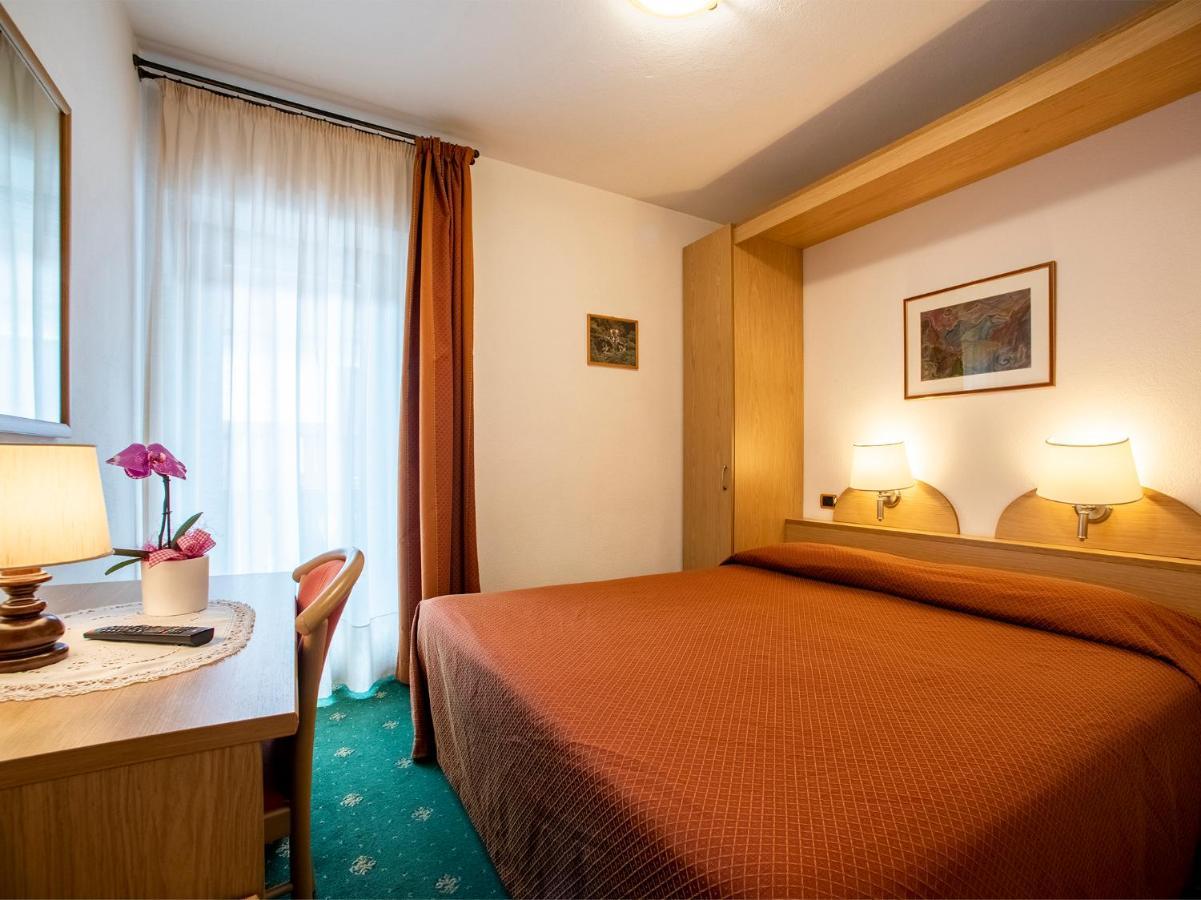 Adriana Hotel