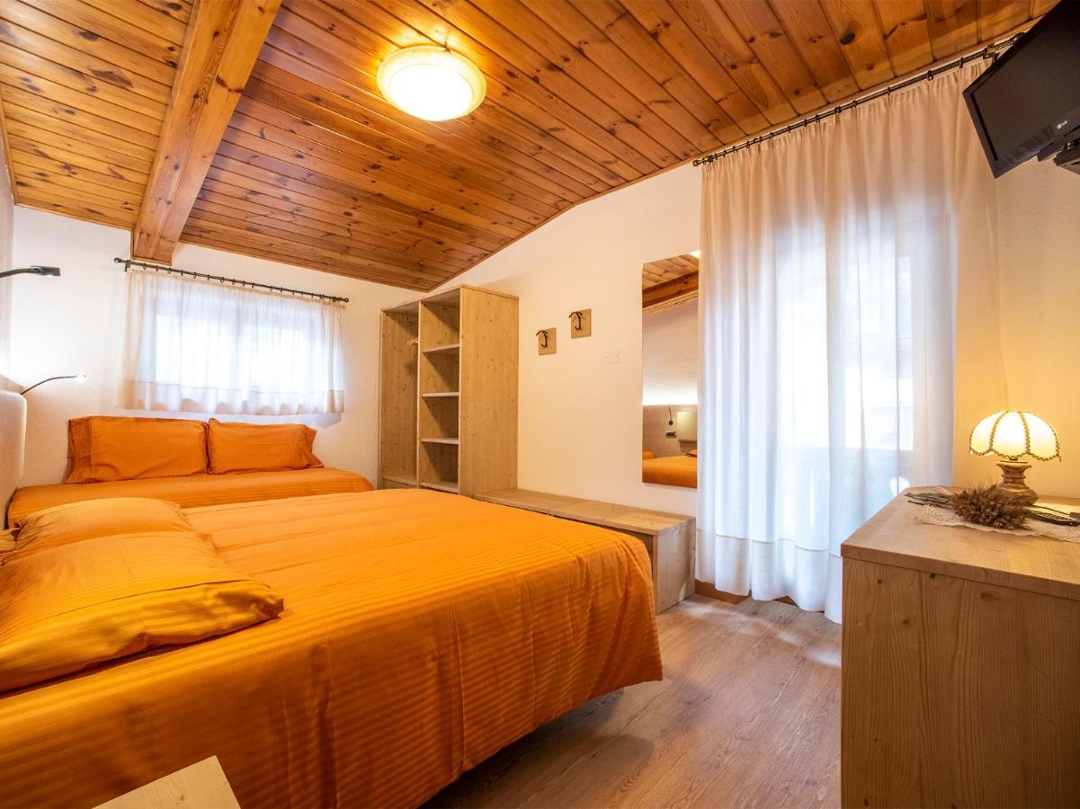 Adriana Hotel