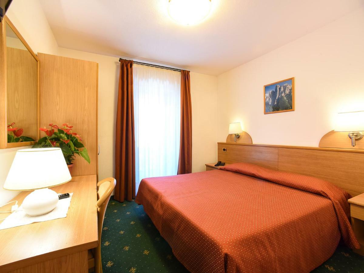 Hotel Adriana 3*